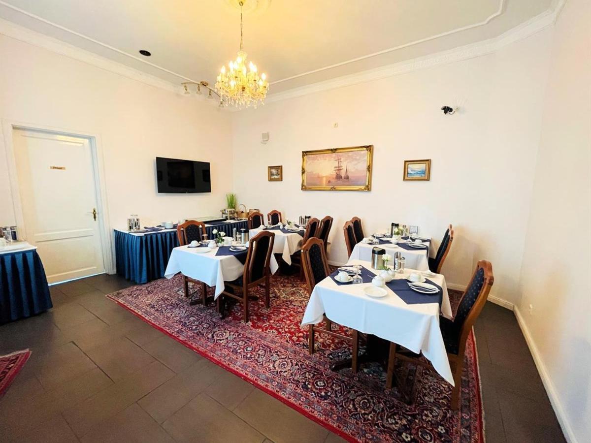 Turmhotel Weserblick BRE Екстериор снимка