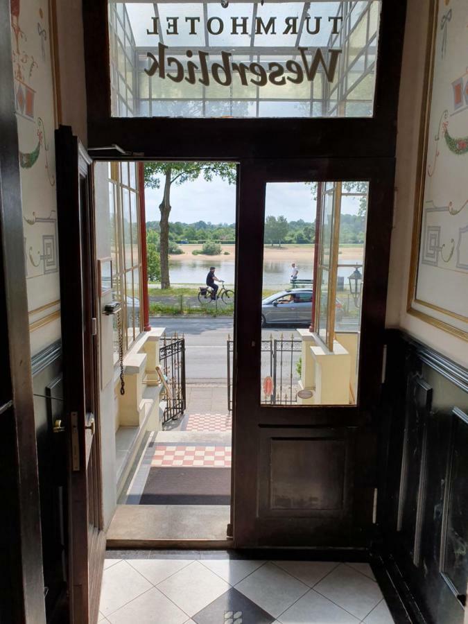 Turmhotel Weserblick BRE Екстериор снимка